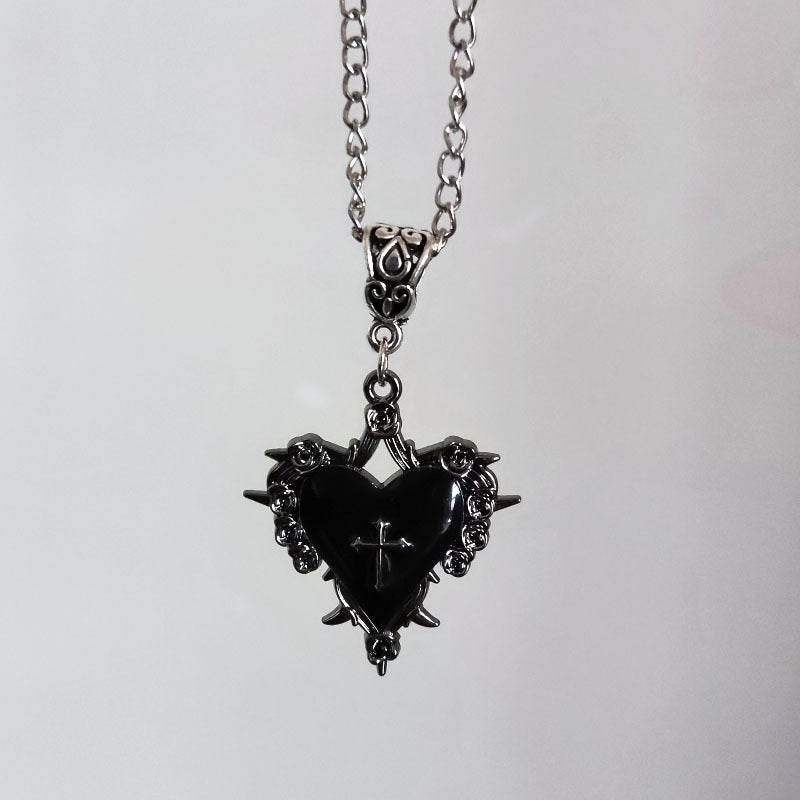 Wholesale Thorn Bloody Heart Gothic Rose Necklace