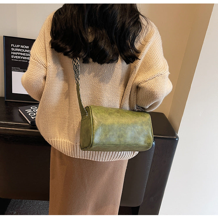 Wholesale Retro Crossbody Bag Wide Shoulder Strap PU Cylinder Bag