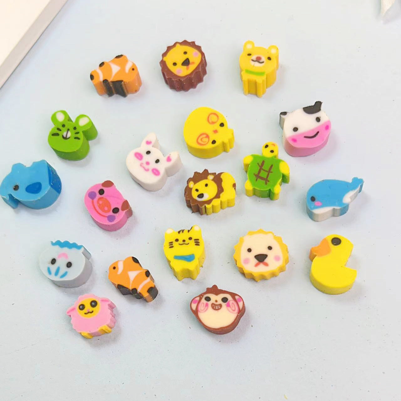 Wholesale of 60pcs/pack Cartoon Animal Rubber PVC Erasers