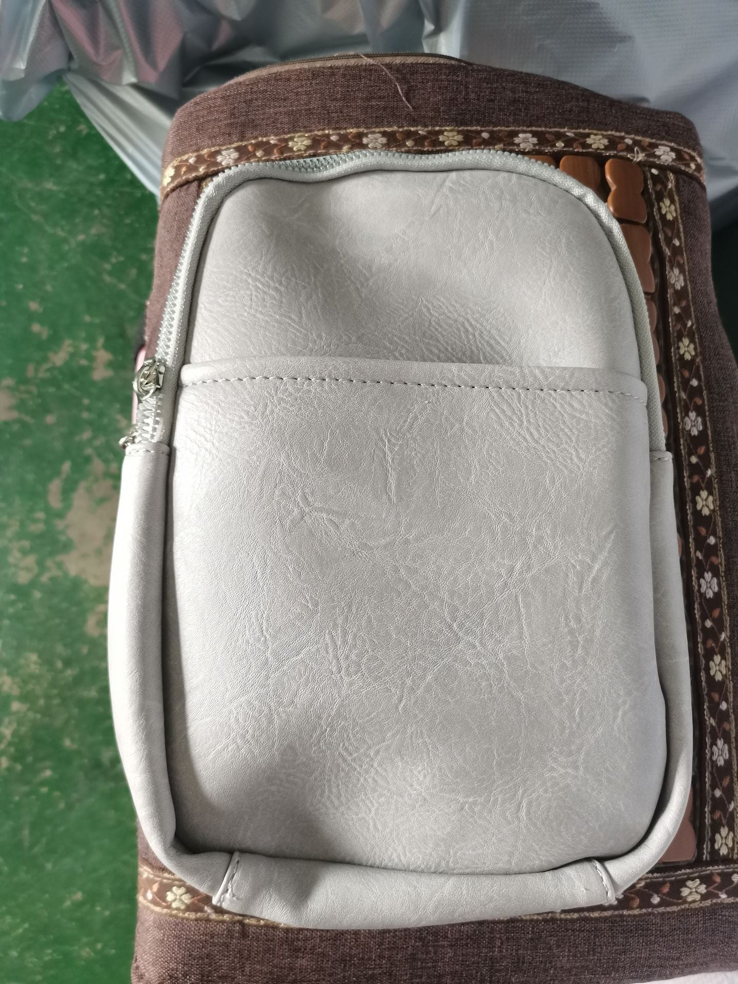 Wholesale PU Travel Bag Wide Shoulder Strap Crossbody Chest Bag