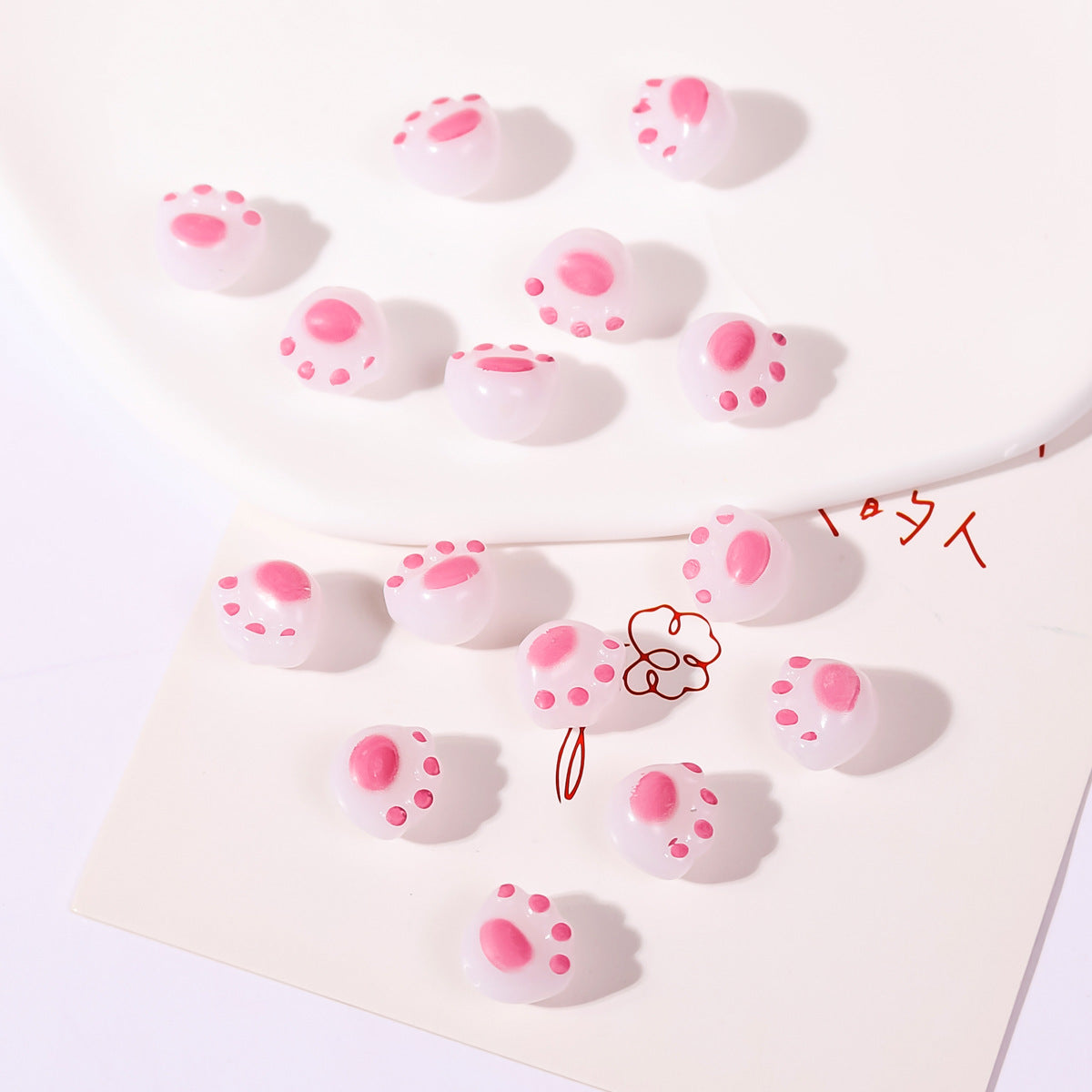 Wholesale 20PCS Cartoon Cute Charcoal Roasted Cat Paw Acrylic Beads