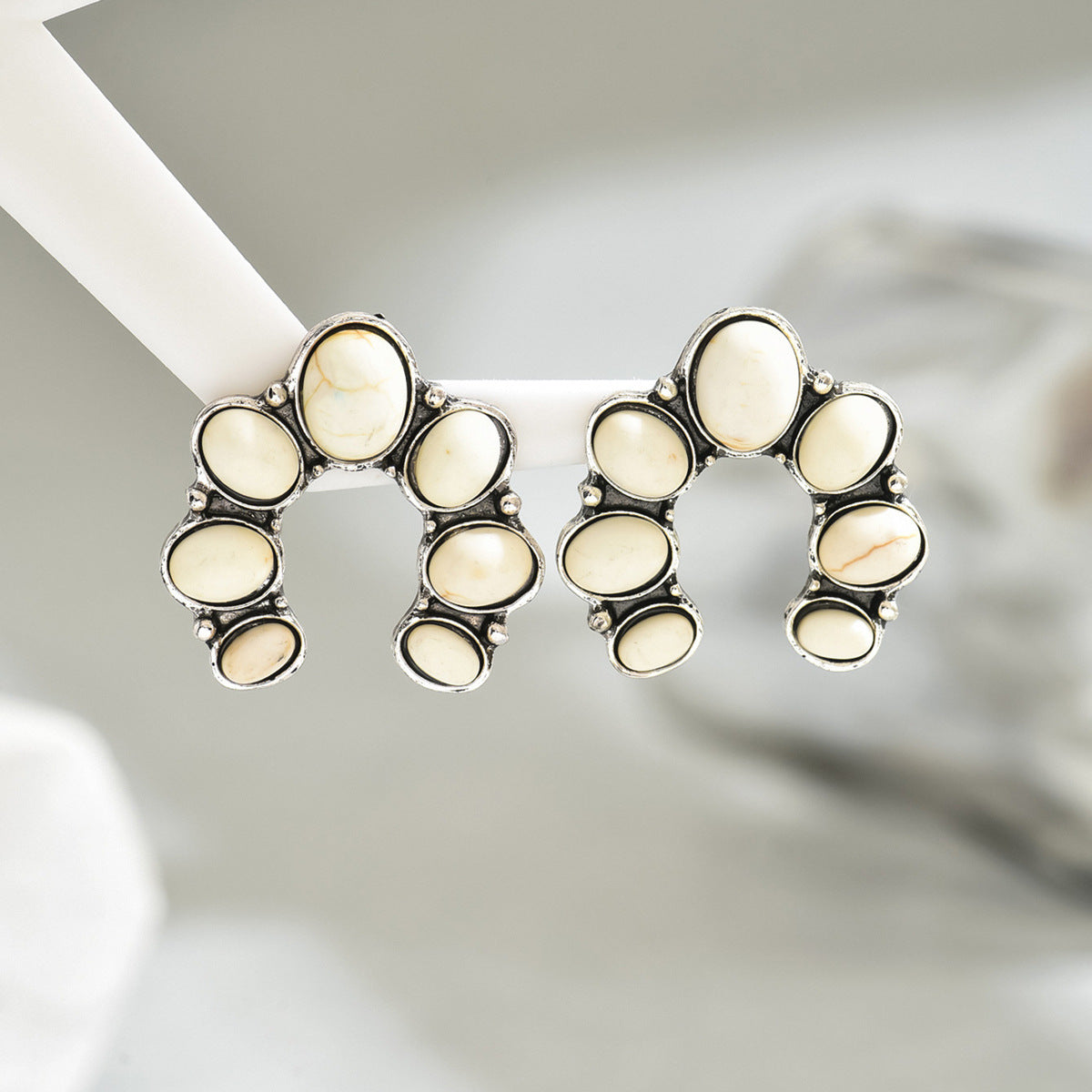 Wholesale Bohemian Style Personality Fashion Retro Gemstone Earrings