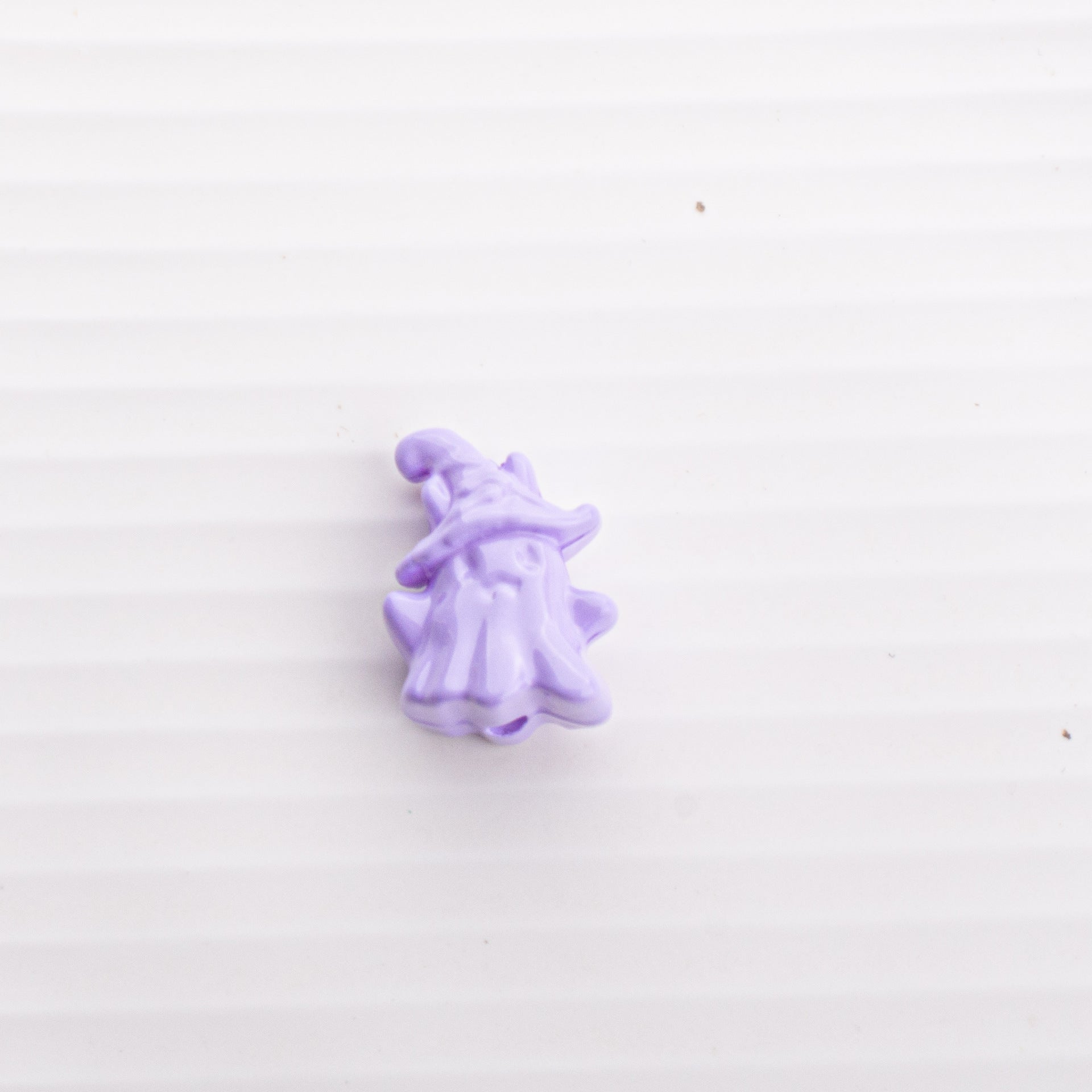 Wholesale 5pcs Halloween Painted Ghost Acrylic Straight Hole Loose Beads