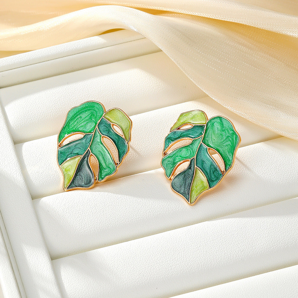 Wholesale Oil-Dropping Colorful Earrings Simple Fashion Earrings