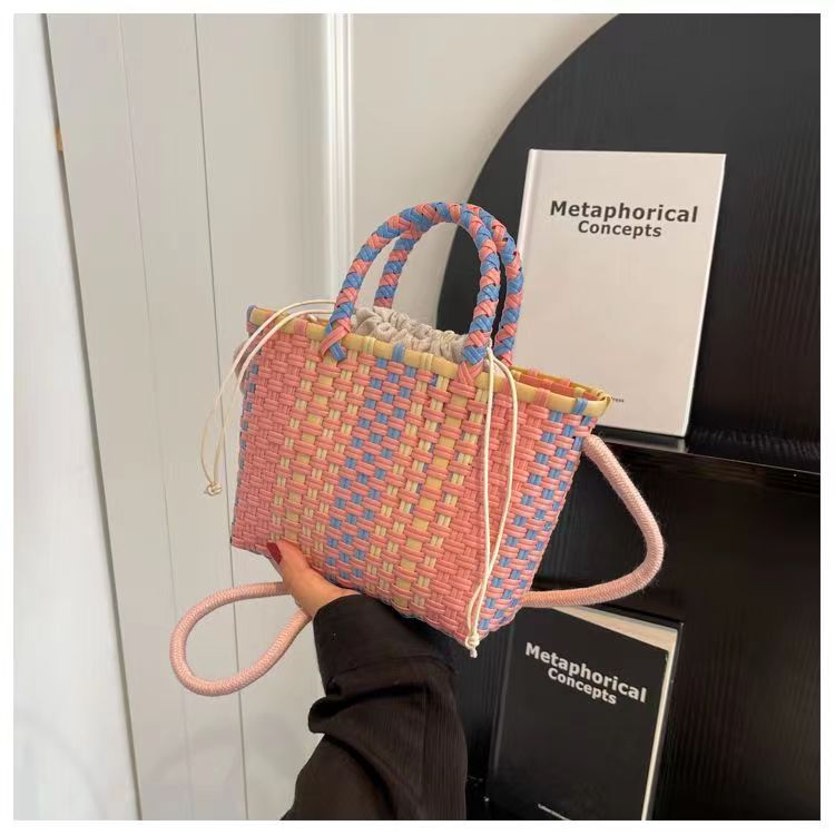 Wholesale Colorful rattan bucket bag crossbody woven bag
