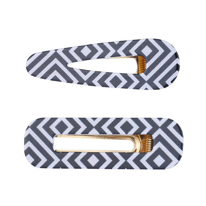 Wholesale Acrylic Black and White Checkered Geometric Duckbill Clip