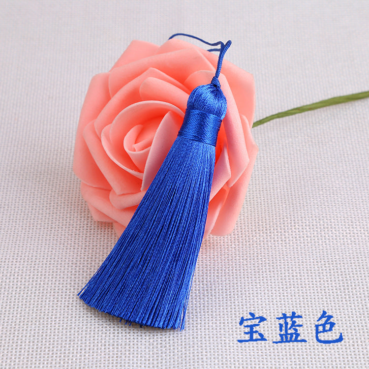 Wholesale 8CM Short Fat Vertical Ice Silk Small Tassel Hanging Ear Pendant