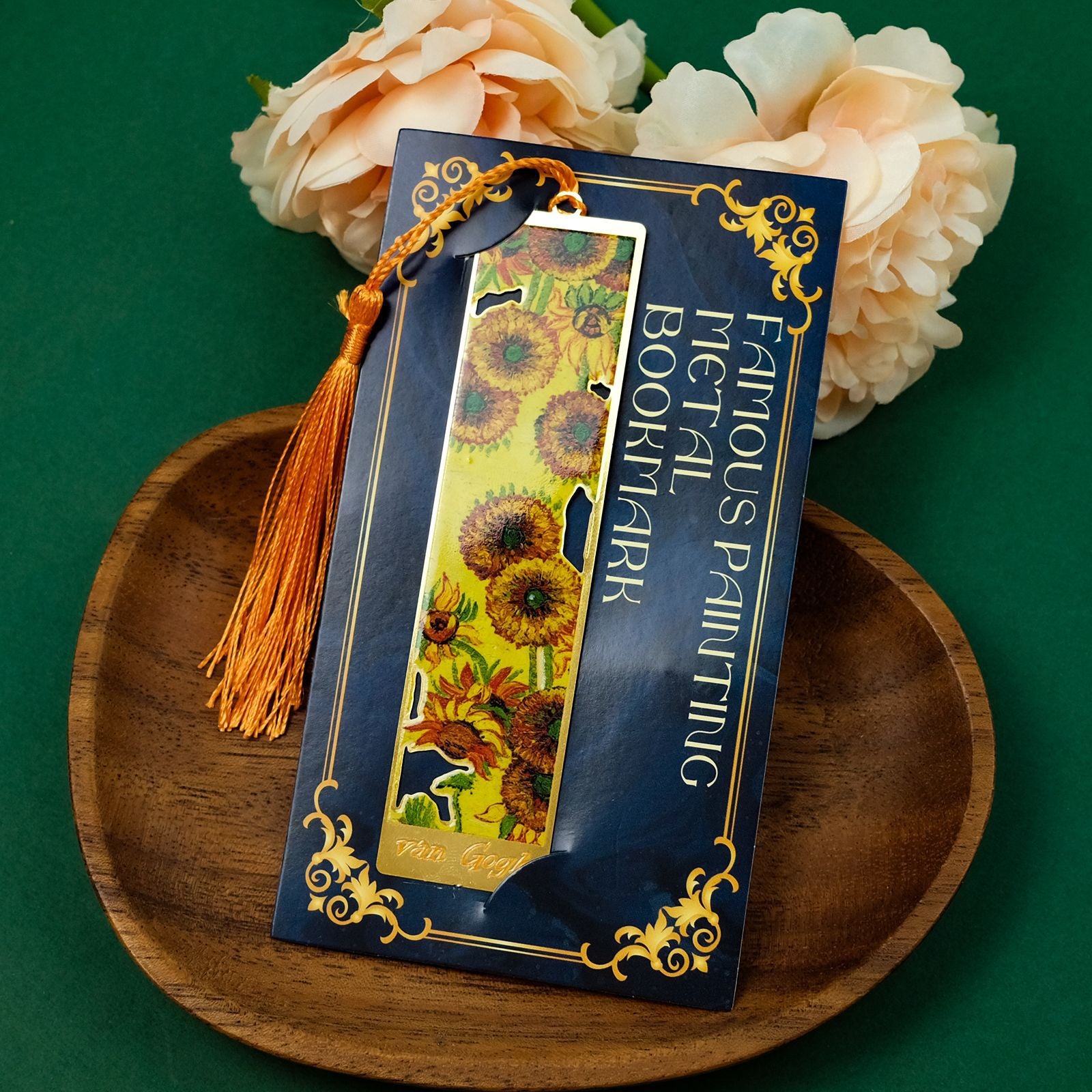 Wholesale Vintage Famous Painting Oil Painting Style Metal Bookmark Hollow Reading Book Page Clip Hand Account Pendant Metal Bookmark