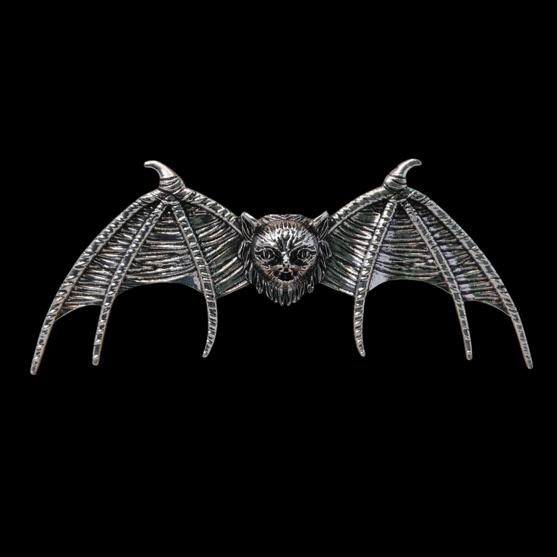 Wholesale Vintage skull bat brooch brooch pin  accessories