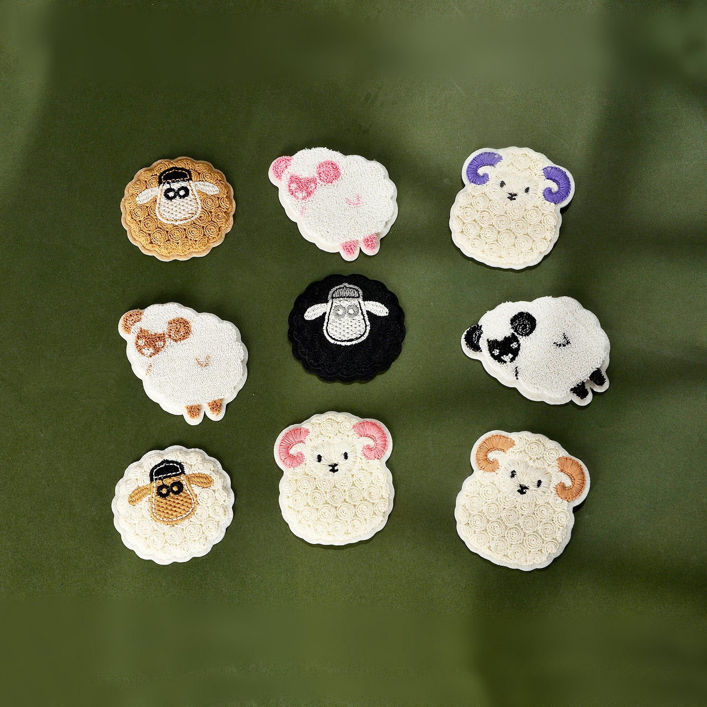 Wholesale Chic Embroidered Cartoon Sheep Patch Plush DIY Badge For Towel And Clothing Decoration