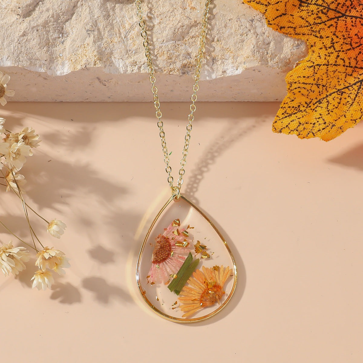 Wholesale Personalized Fashion All-match Niche Design Immortal Dried Flower Long Necklace