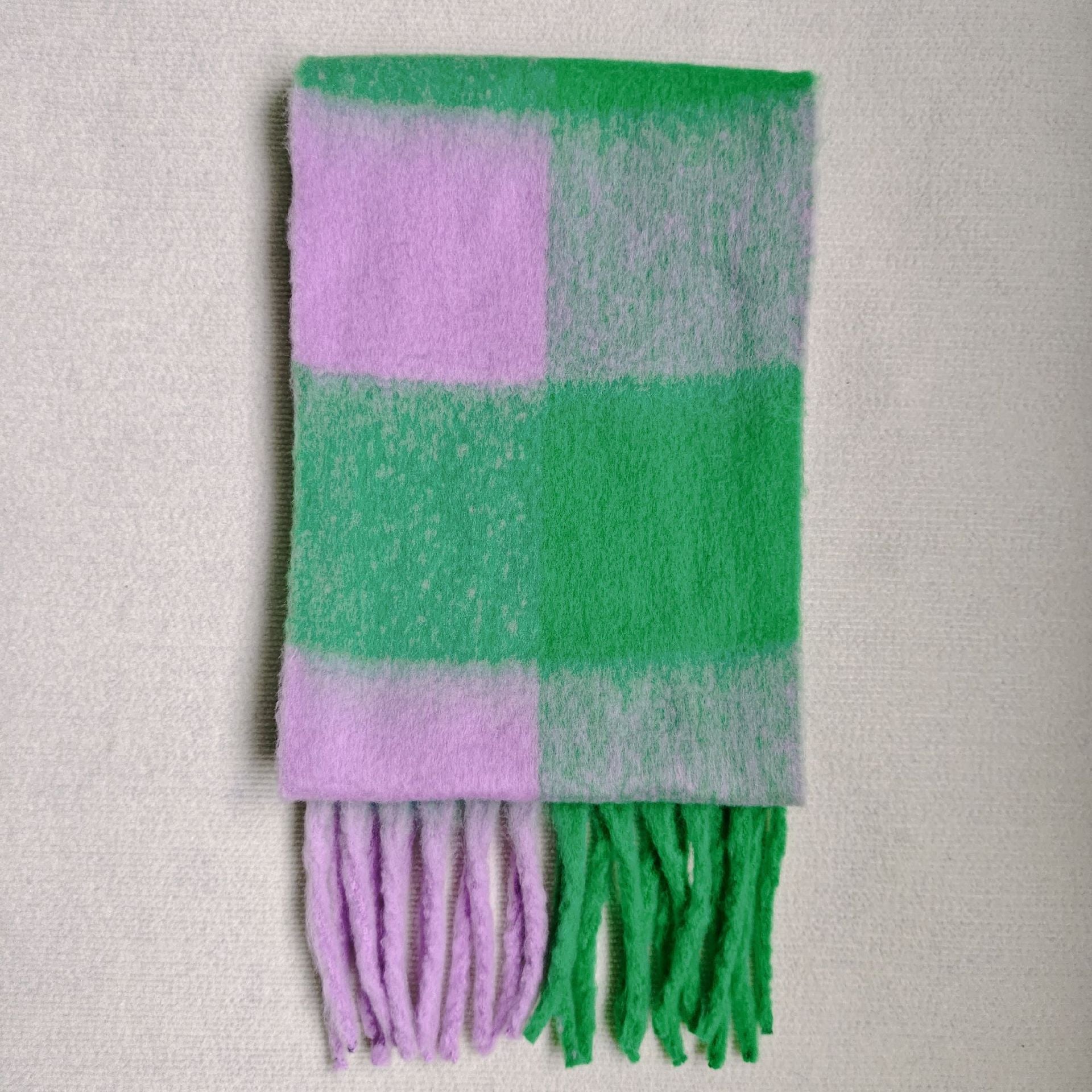 Wholesale Autumn and Winter Warmth and Thickening The Atmosphere, Two-color Mohair Large Check Scarf