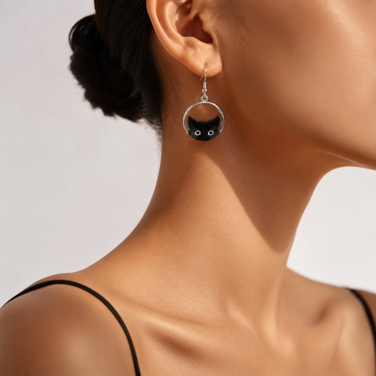 Wholesale Alloy Cat Earrings Hollow Out Black Cat Shape Gift Fashion Accessory