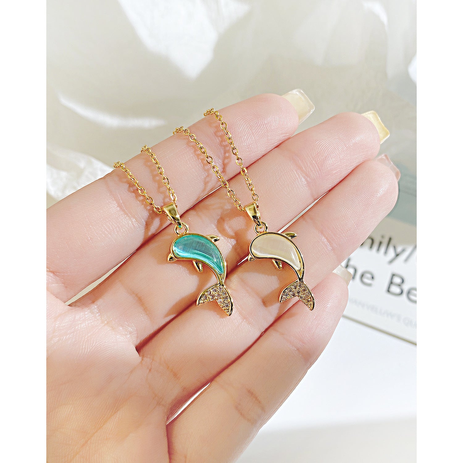 Wholesale Small Dolphin Clavicle Chain Stainless Steel Necklace