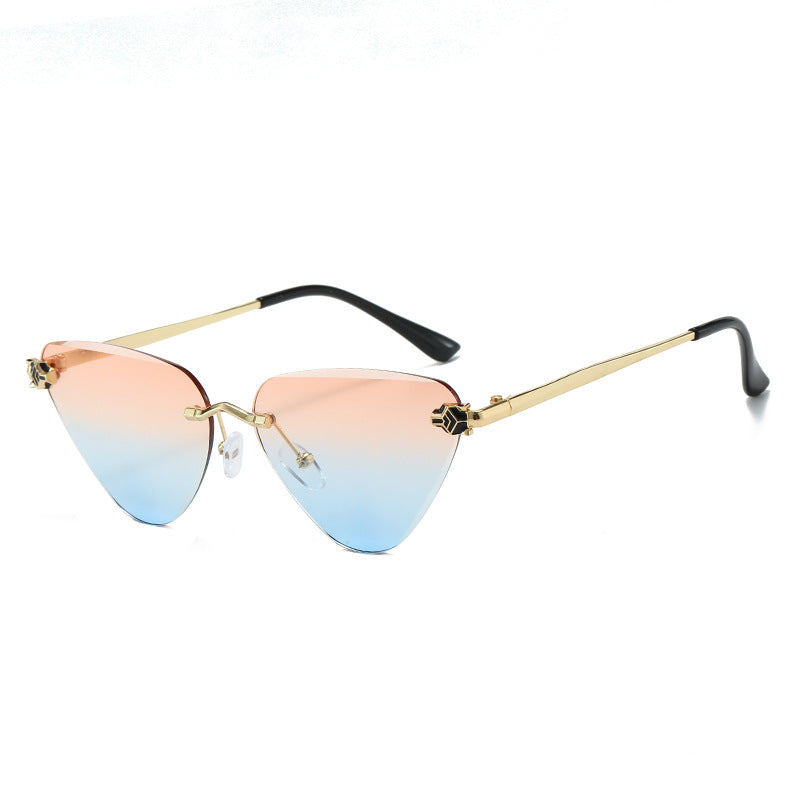 Wholesale Frameless Triangle Diamond-cut Fashion Panda Sunglasses