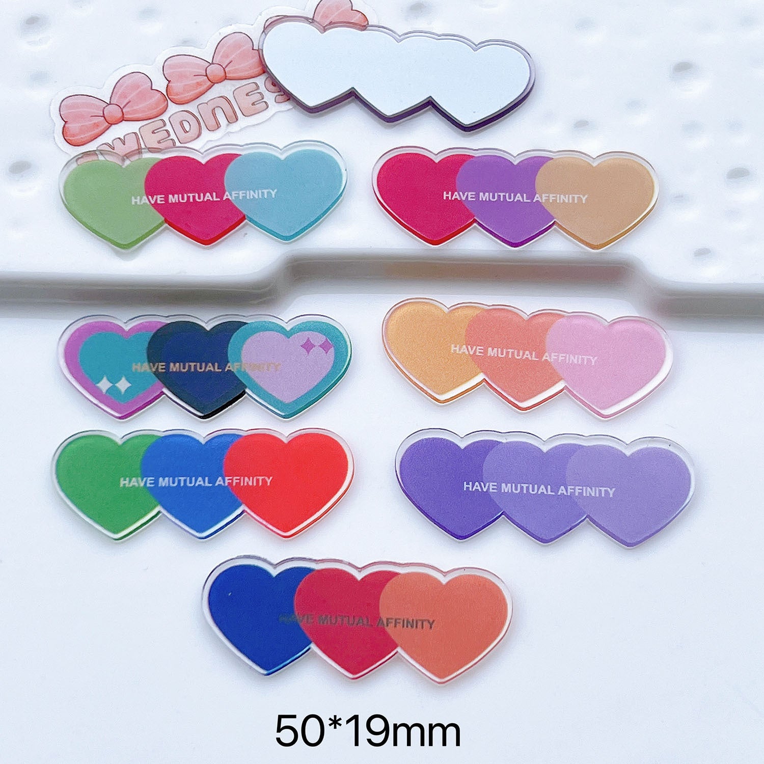 Wholesale 5pcs Acrylic Three Hearts Accessories FlatBack