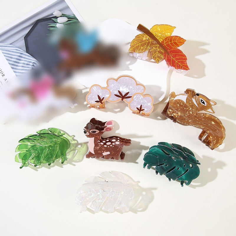 Wholesale PVC Leaf Hair Claw Clip 3D Maple Shark Clip Everyday Styling Hair Accessory For Women