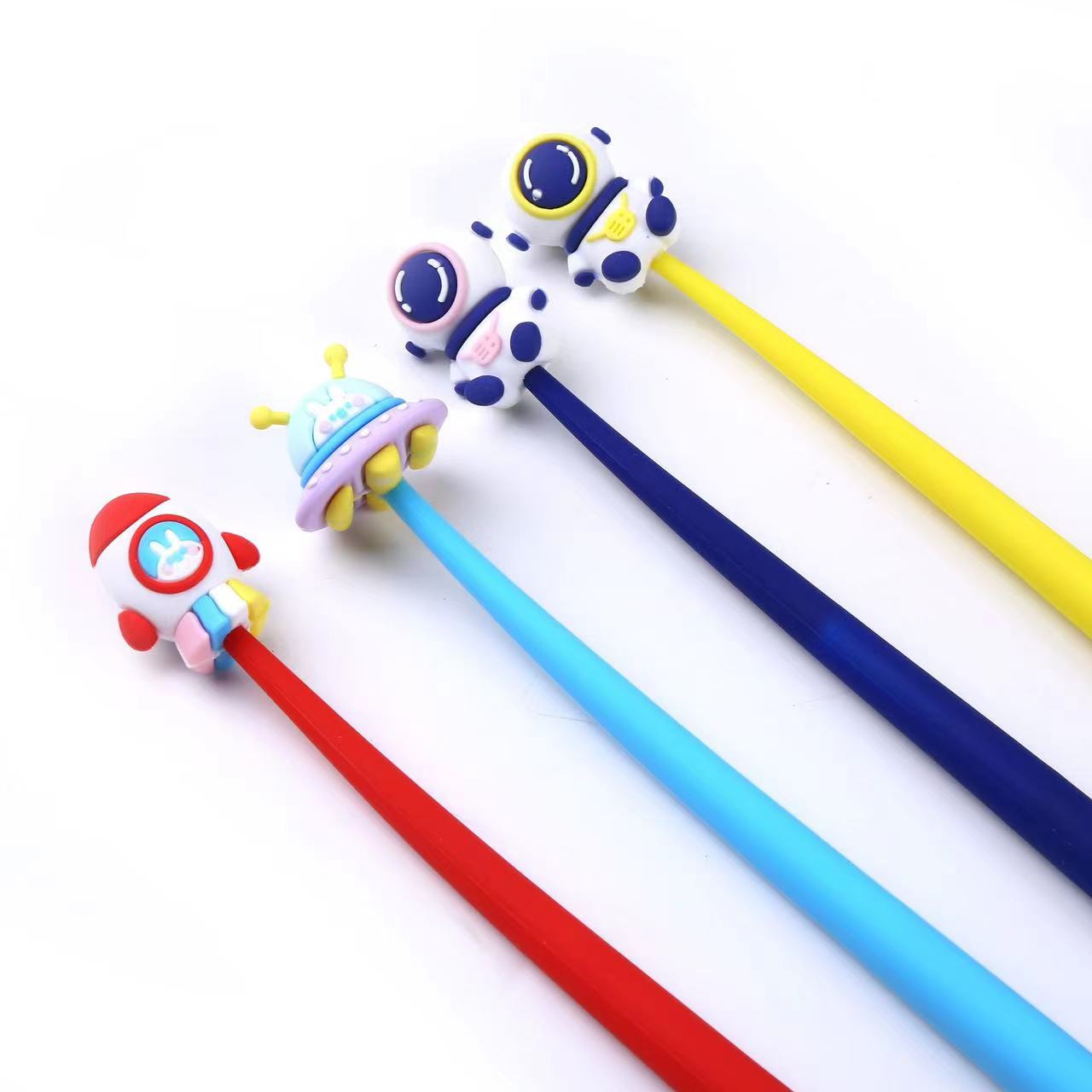 Wholesale Random Plastic Cartoon Astronaut Creative Shape Black Gel Pen