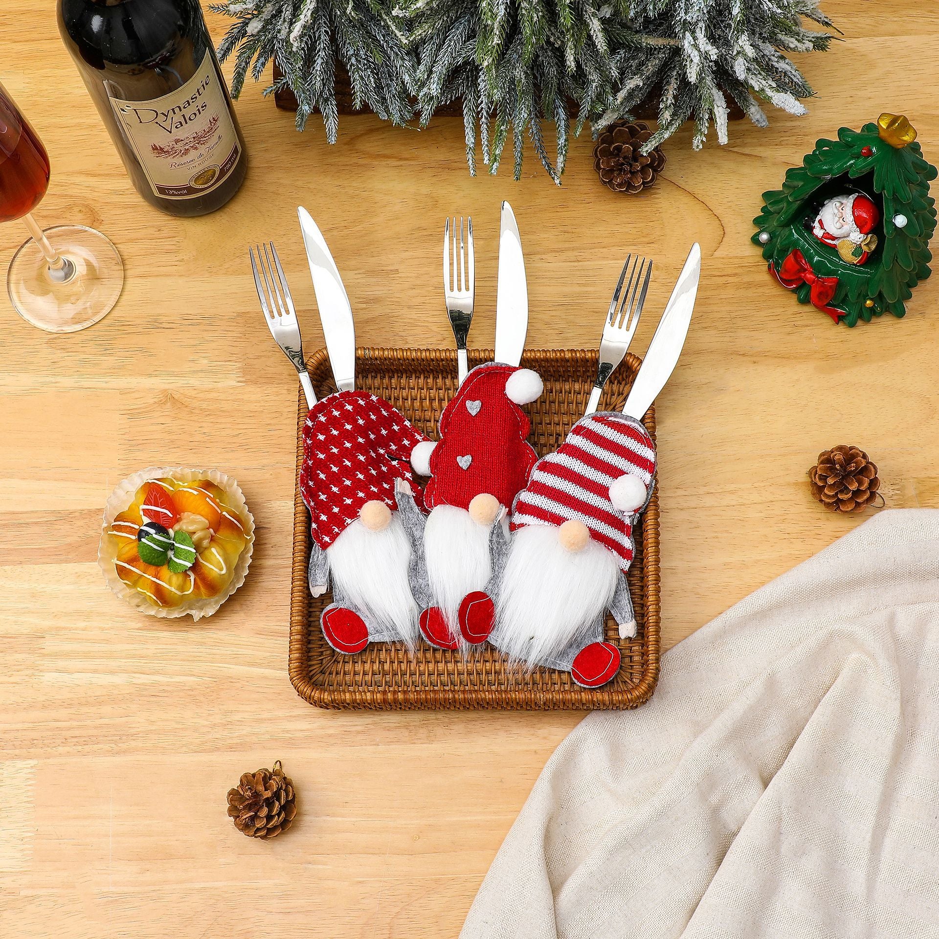 Wholesale Christmas Dwarf Fabric Knife and Fork Set Decorative Supplies