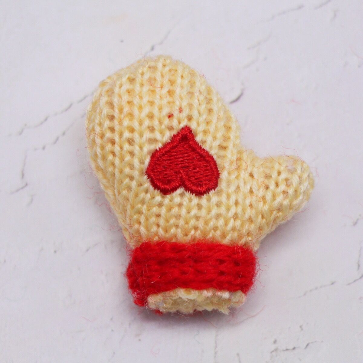 Wholesale Christmas DIY Wool Mini Knitted Finger Hat Doll Accessories