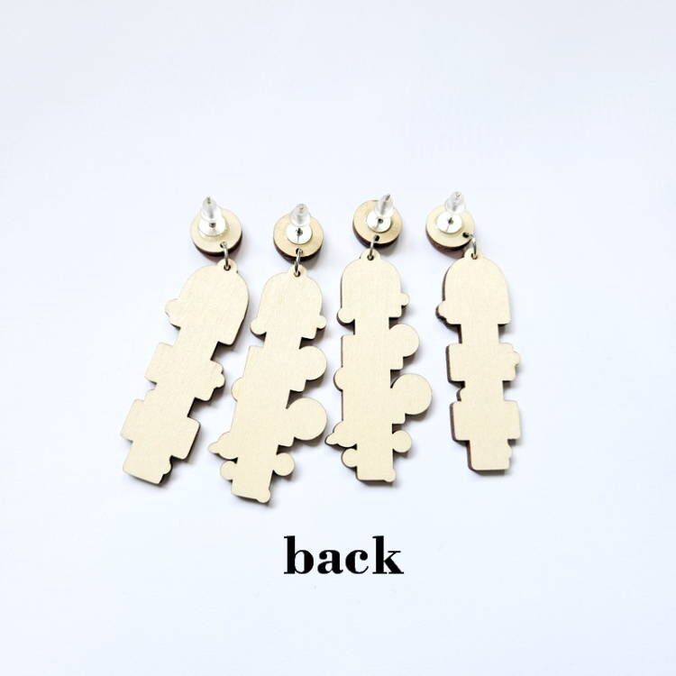 Pendientes de madera de juego de salto número al por mayor