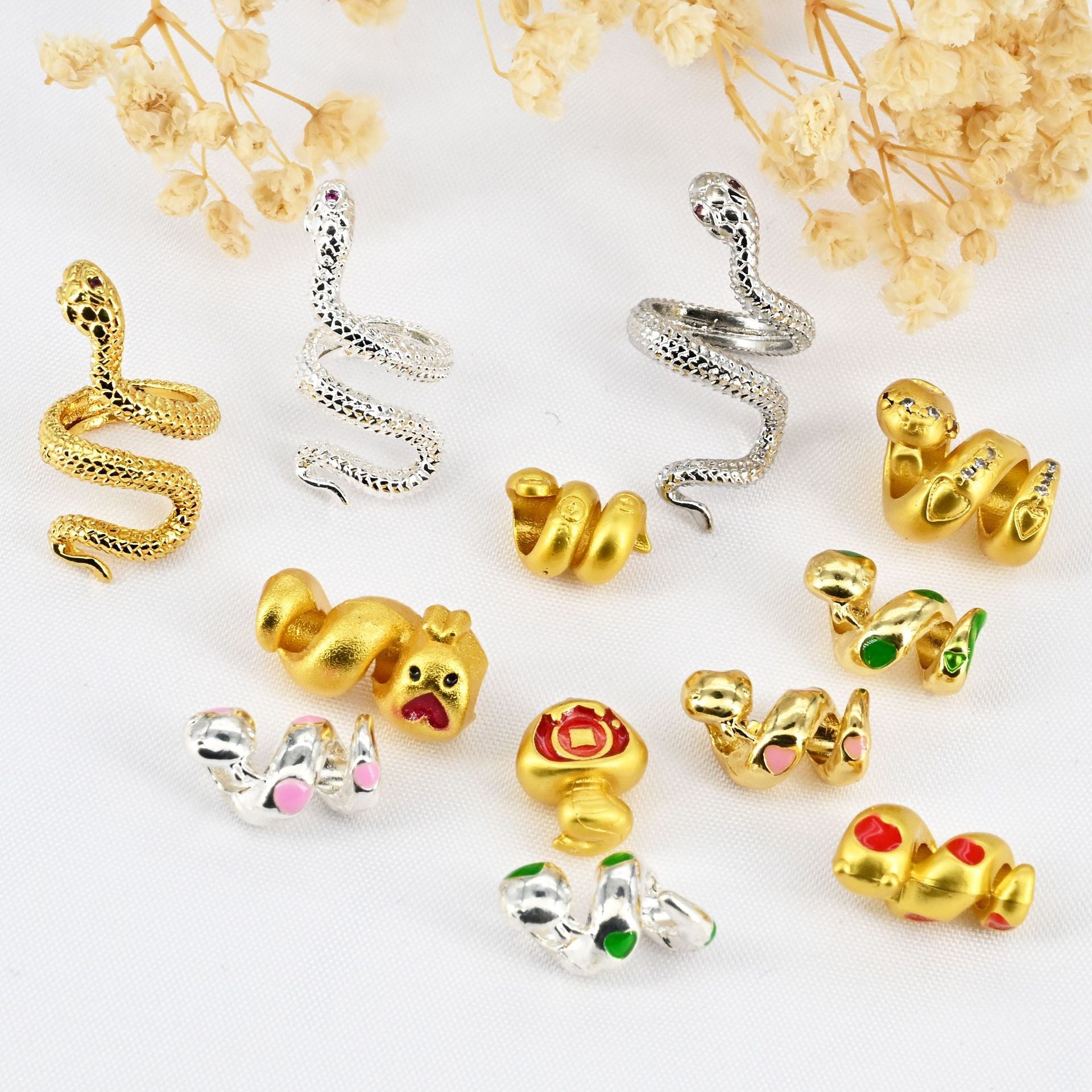 Wholesale New Snake Running Ring Rolling Snake Love Winding This Year Zodiac Twisted Snake Handstring Bead Jewelry Pendant Accessories