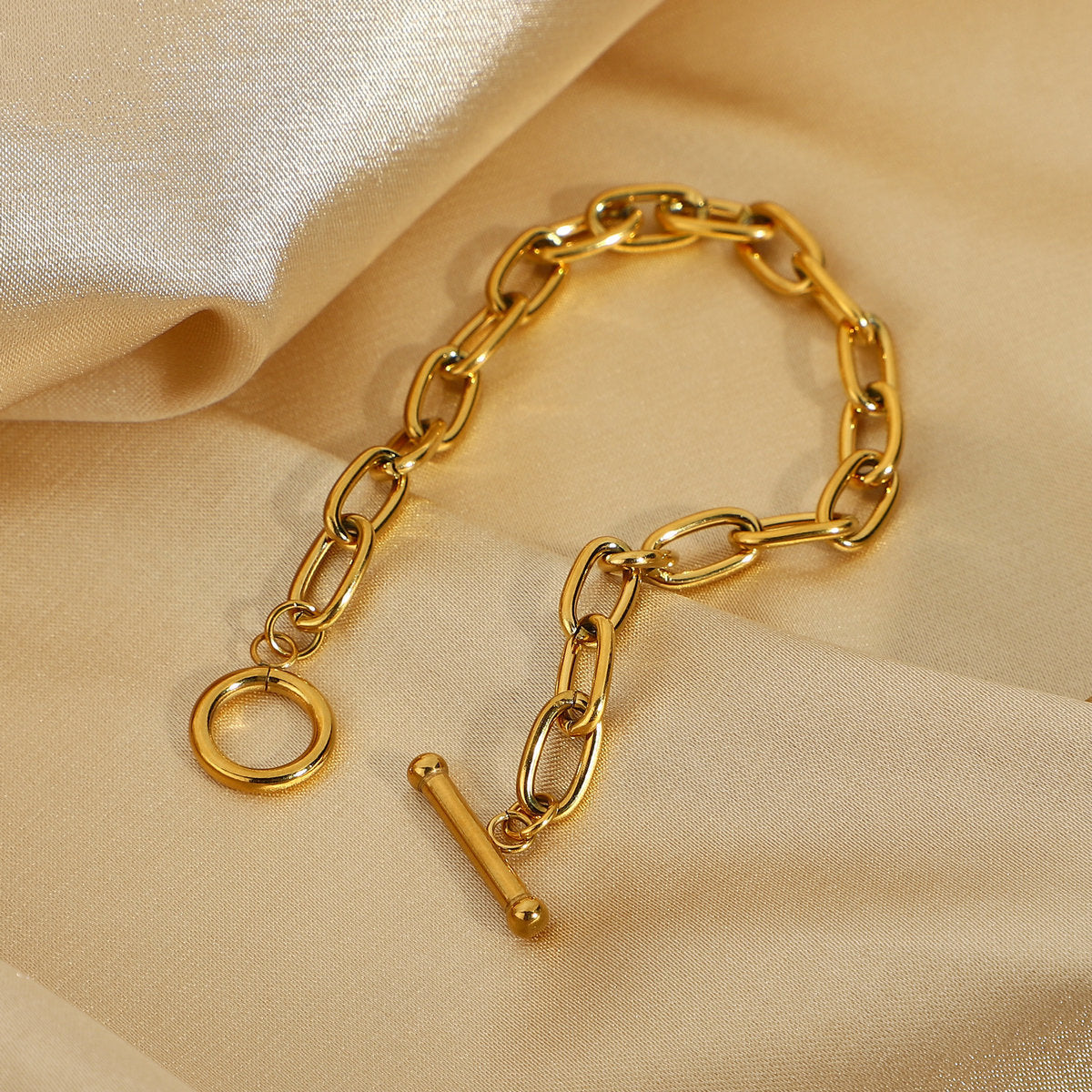 Wholesale fashion gold-plated stainless steel oval chain bracelet
