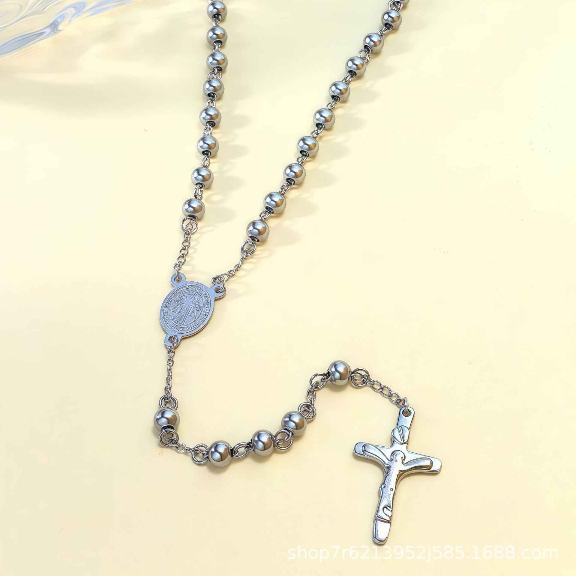 Wholesale Golden oval cross Pendant Stainless Steel Necklace