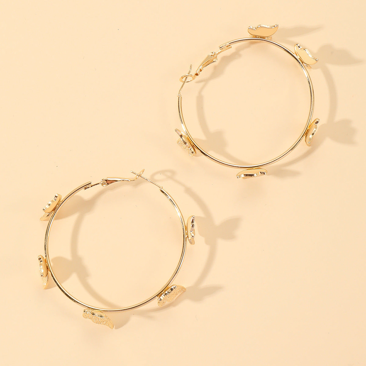 Wholesale Alloy Frosted Butterfly Large Earrings