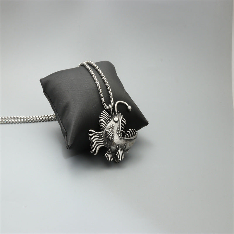 Wholesale Street hip hop retro men's stainless steel fish necklace