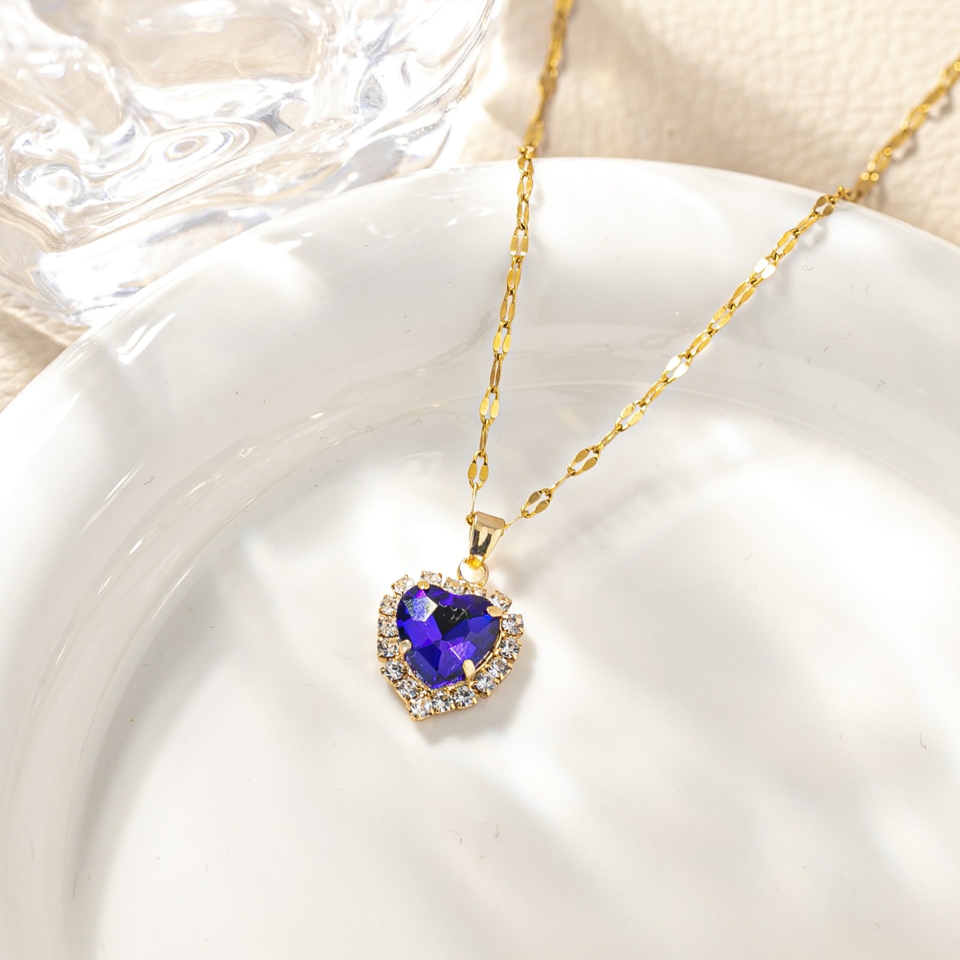 Wholesale Twelve Birthstone Necklace Micro-Inlaid Zirconia Heart-Shaped Clavicle Necklace