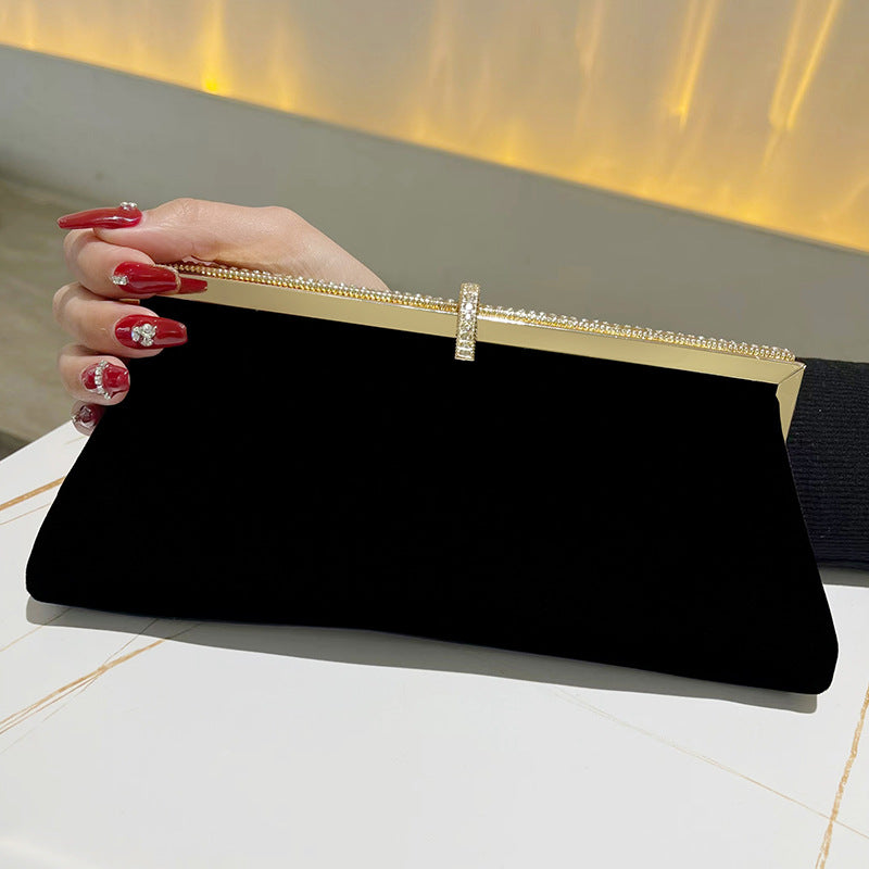 Wholesale Autumn and Winter Velvet Black Gold Clutch Bag