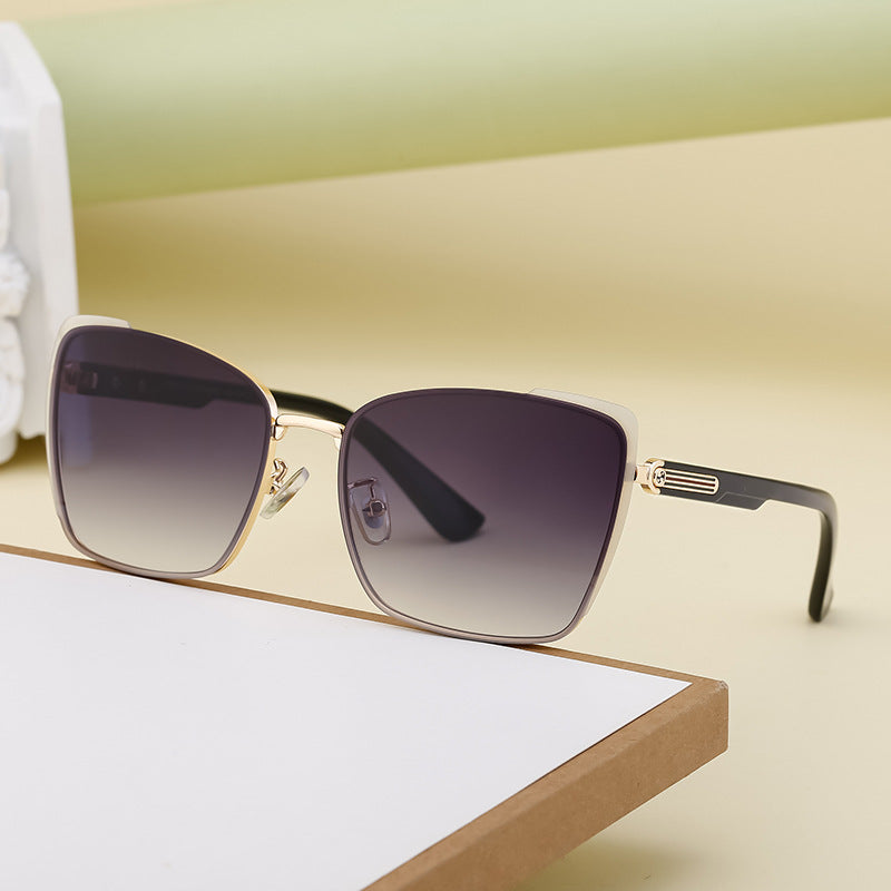 Wholesale PC Cat Eye Women's Sunglasses