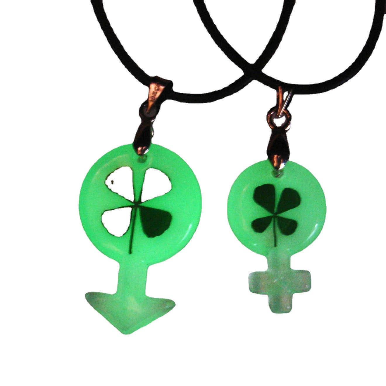 Wholesale 12pcs Handmade Glue Luminous Dried Flower Lucky Clover Couple Pendant Necklace