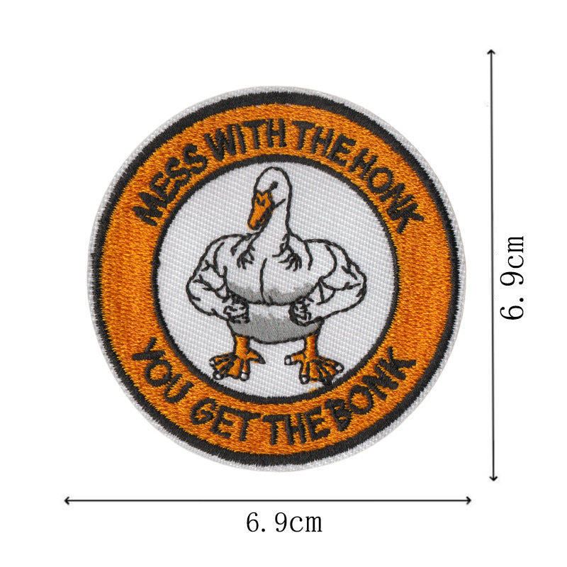 Wholesale 12Pcs Funny Animal Embroidered Patches Duck Goose Cat Designs Iron On Applique For Backpacks Hats Coats Decorative Accent