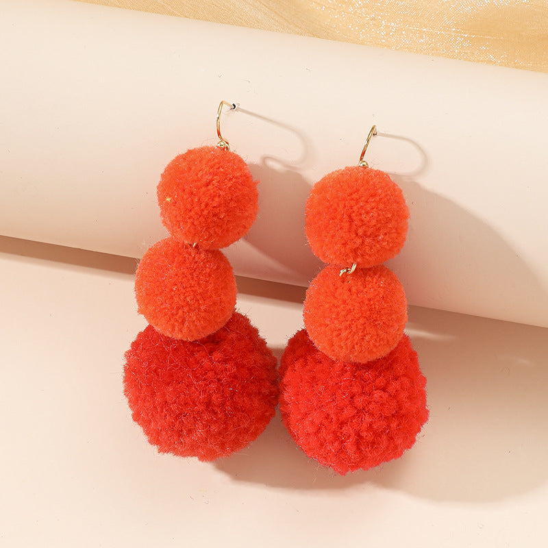 Wholesale Elegant Cute  Fluffy Gradient Pompom Earrings