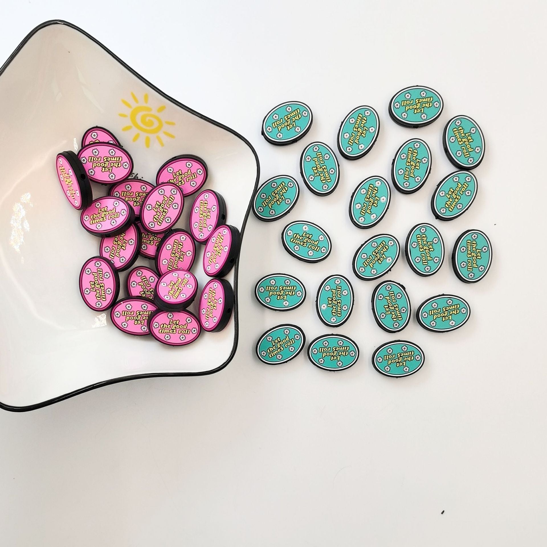 Wholesale 10pcs Cartoon Focus Beads Creative Silicone Beads