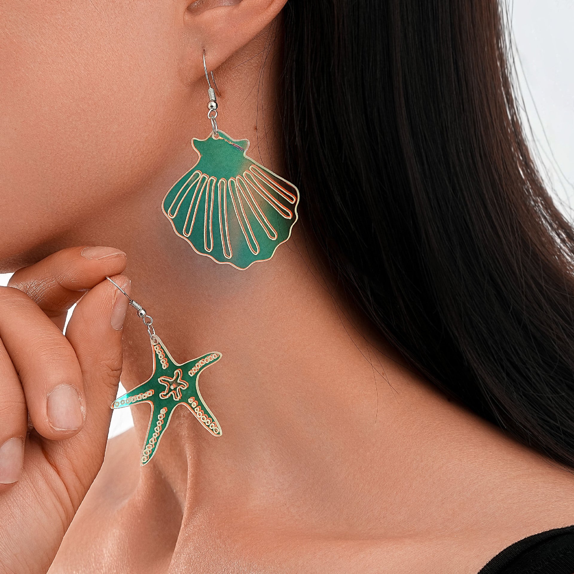 Wholesale Acrylic earrings laser starfish shell asymmetrical earrings