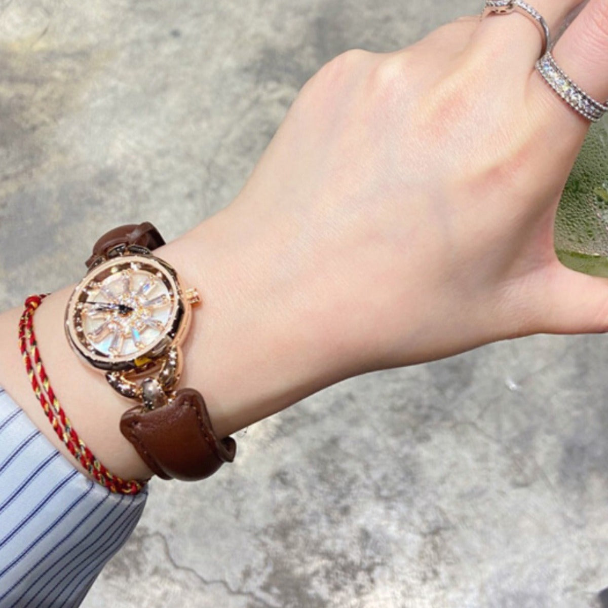 Wholesale When The Watch Is Popular, Come To Run The Snowflake Goddess Waterproof Watch