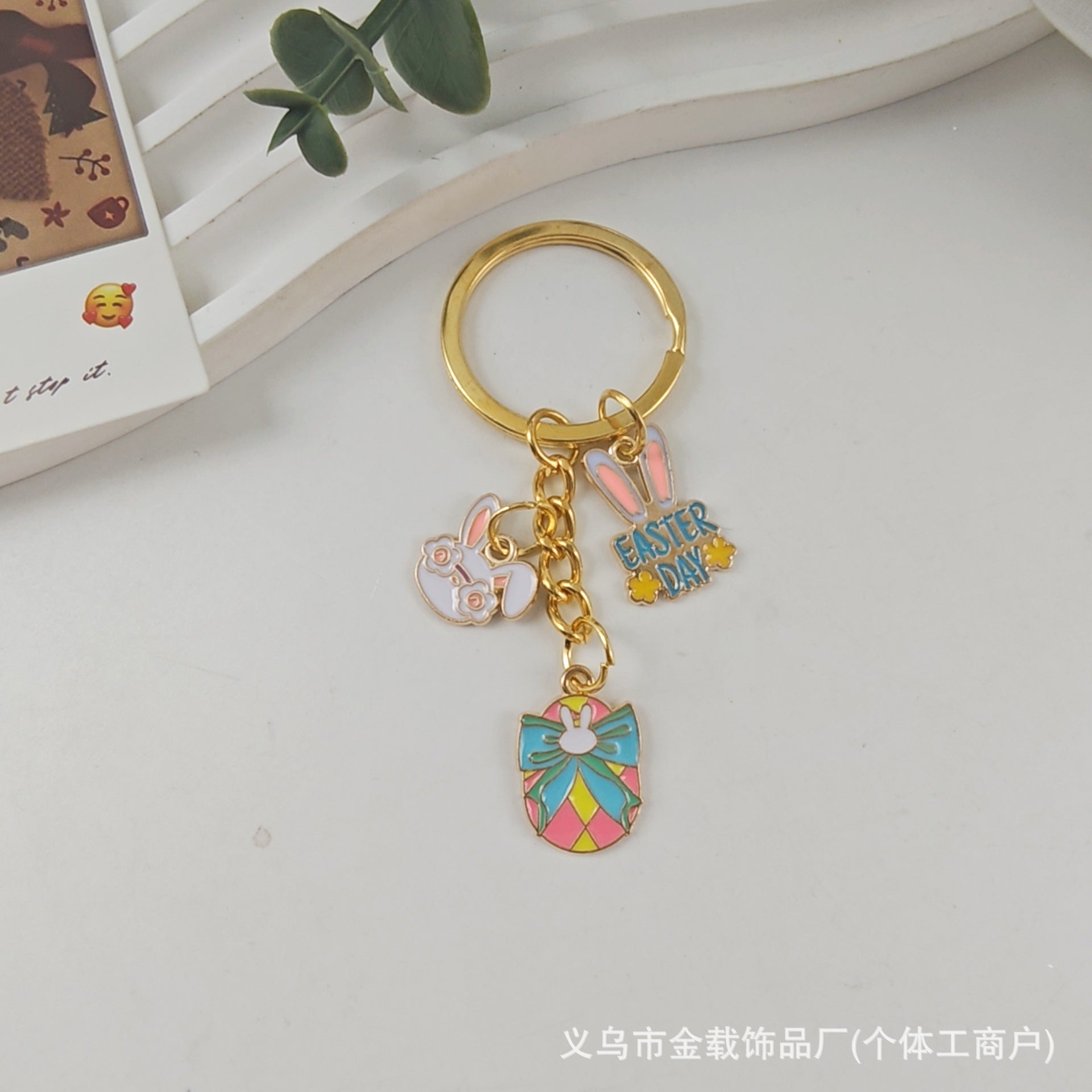 Wholesale Cartoon Easter egg cute rabbit metal keychain