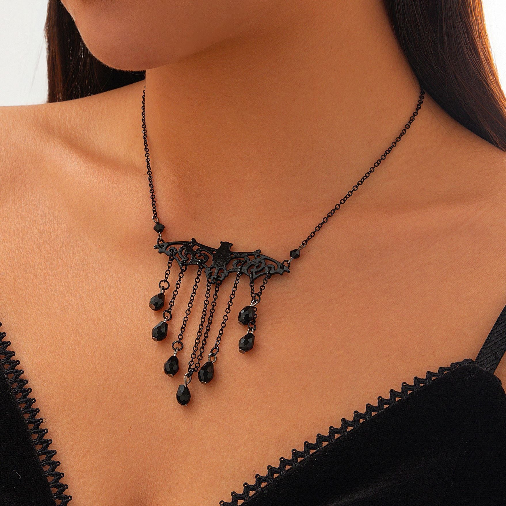 Wholesale Vintage Tassel Heart-Shaped Dagger  Bat Necklace