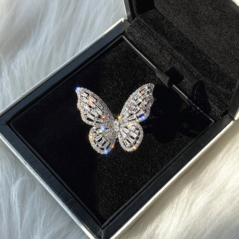 Wholesale Exaggerated hollow butterfly ring