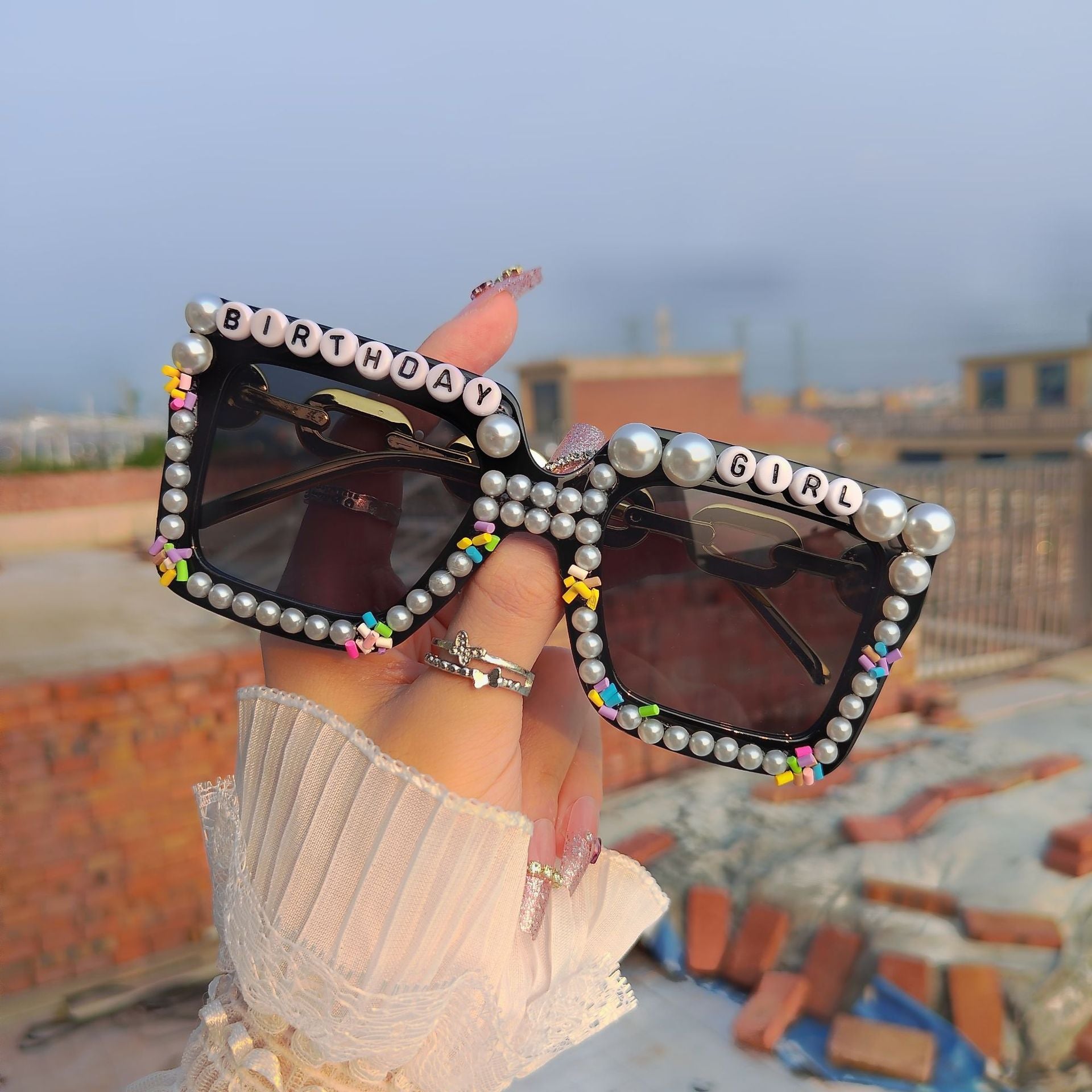 Wholesale Pearl Diamond Letter Bridal White Square Frame Sunglasses