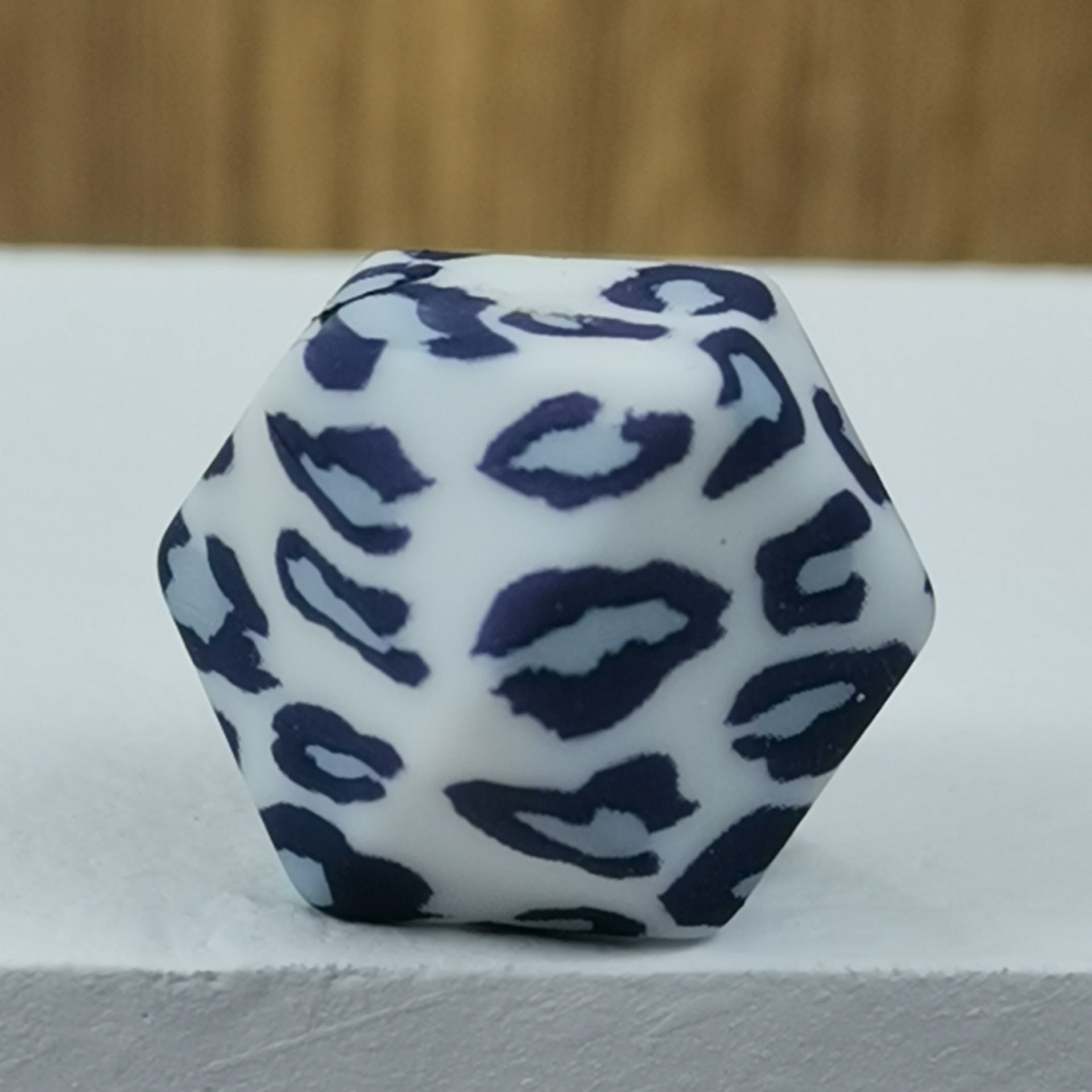 10 piezas al por mayor 10pcs colorido transferencia de agua de agua impresión de silicona redondas cuentas redondas