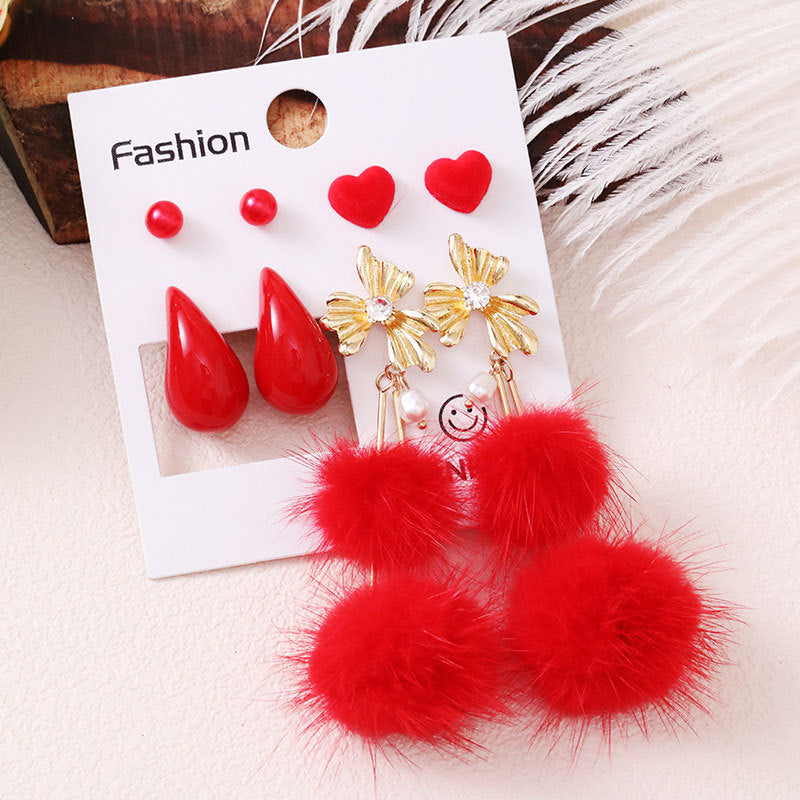 Wholesale Christmas Earrings Plush Love Stud Earring Set