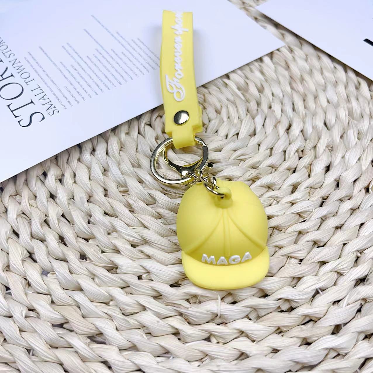 Wholesale's New Cute Hat Dropper Keychains