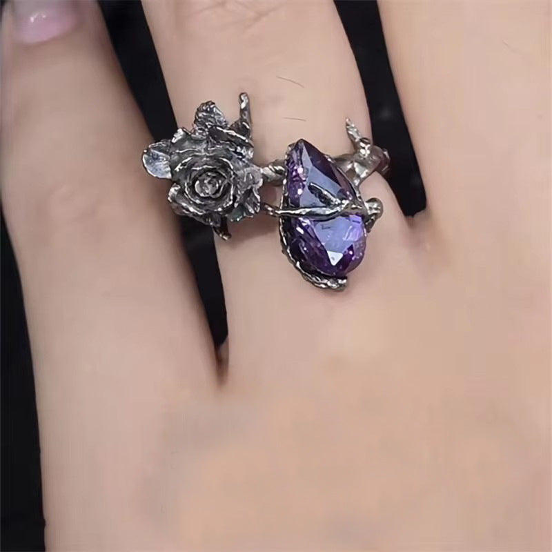 Wholesale Retro black rose index finger ring personalized three-dimensional flower diamond ring open dark subculture ring