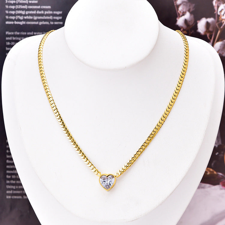 Wholesale European and American Fashionable White Zircon Love Necklace Titanium Steel Bracelet Simple and Versatile Girl Green Diamond Clavicle Chain Bracelet Heart Shape