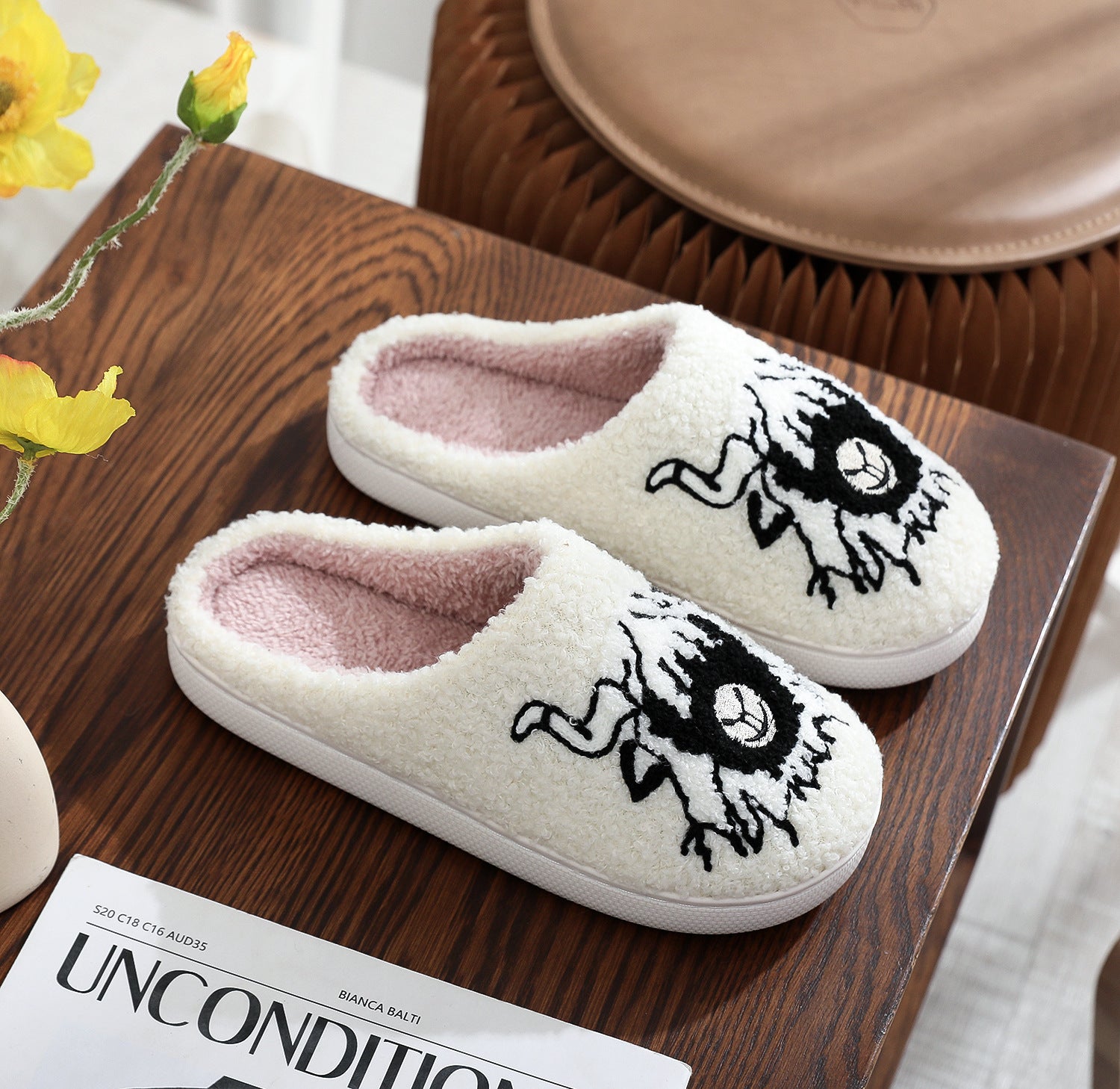 Wholesale Cotton Home Winter Dachshund Animal Embroidery Warm Slippers