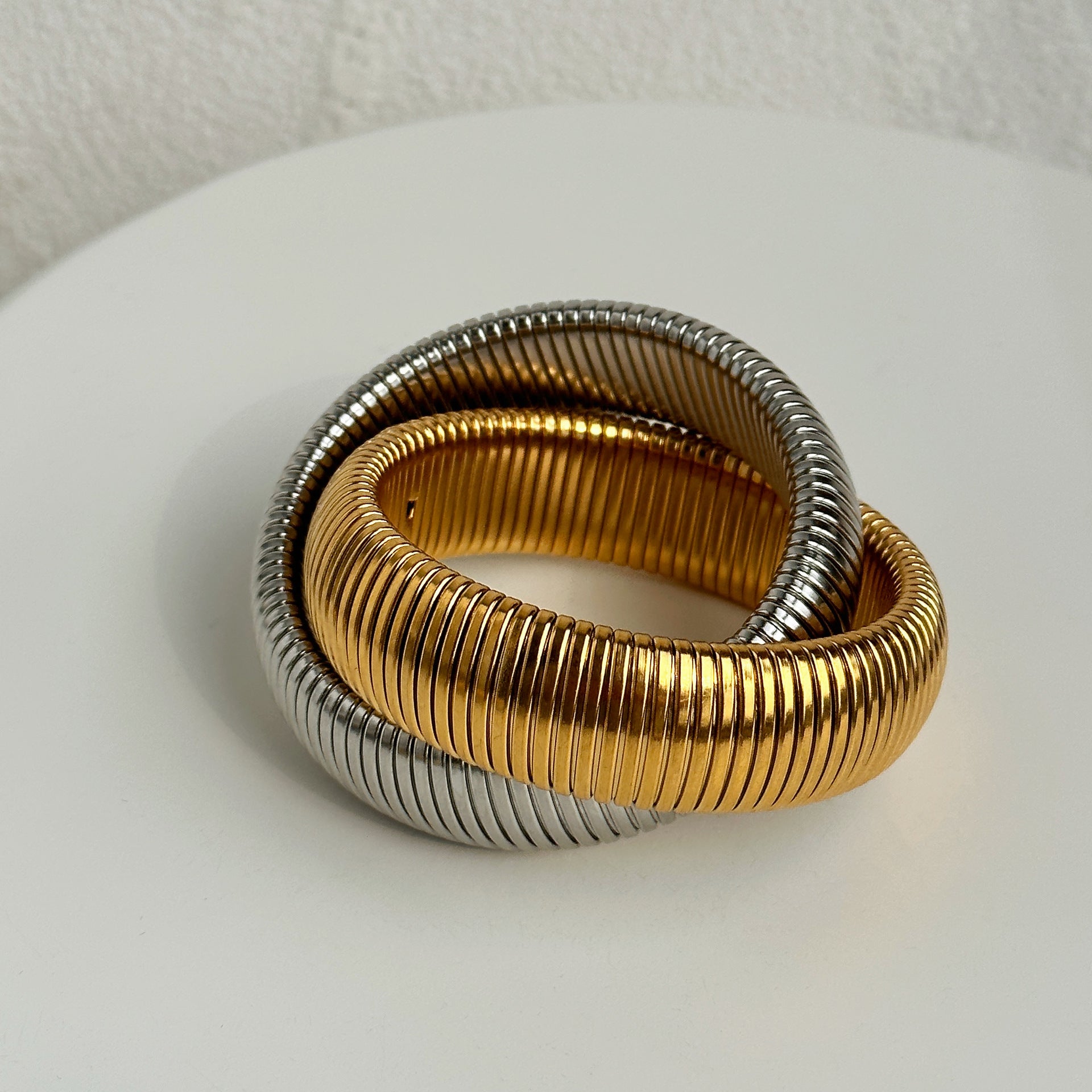 Wholesale 18k Real Gold Electroplated Titanium Steel Vintage Double Layer Elastic Bracelet